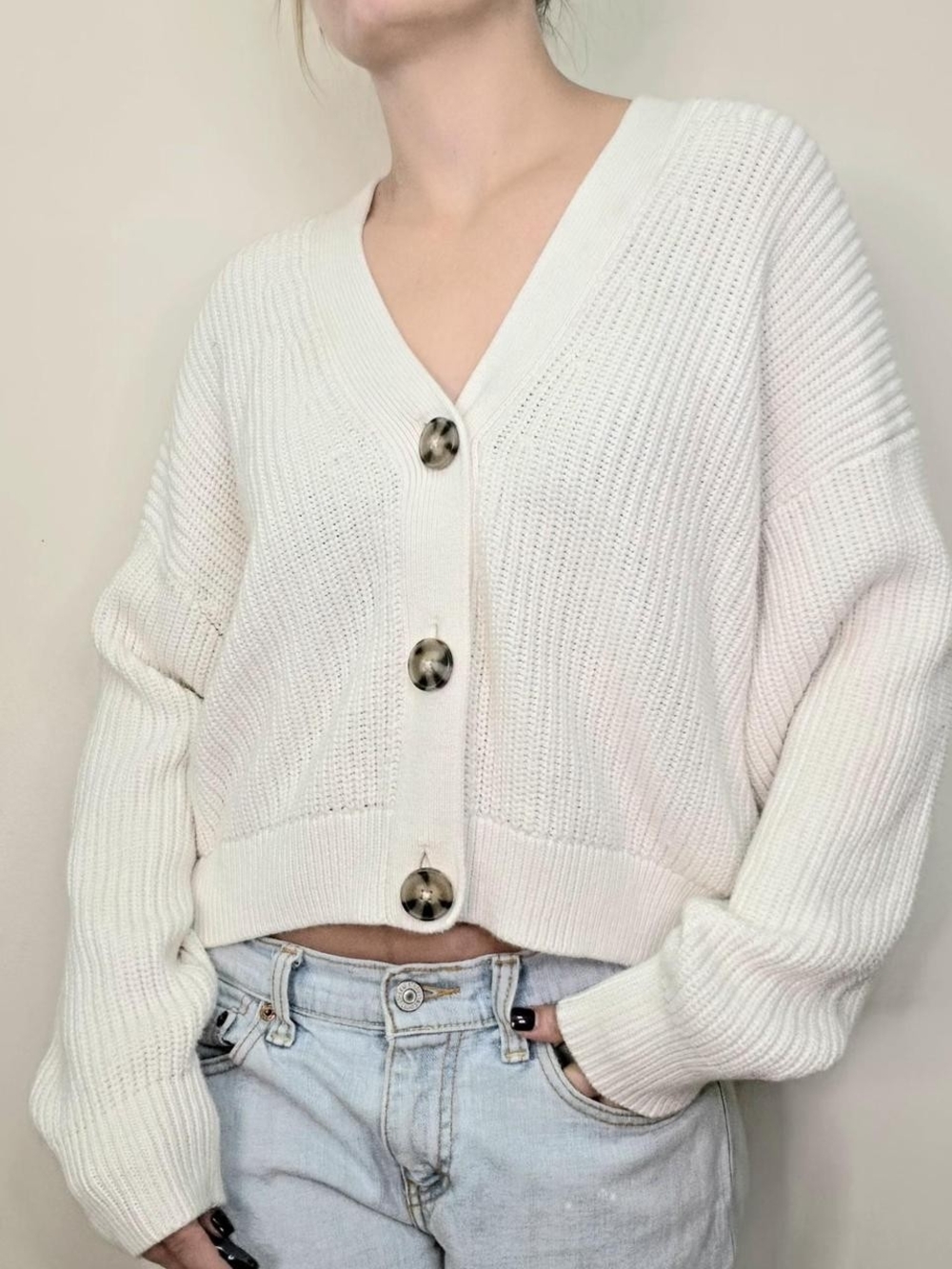 Cropped V-Neck Button Front Sweater Cardigan - Cream/white Size M H&M Cozy Boho